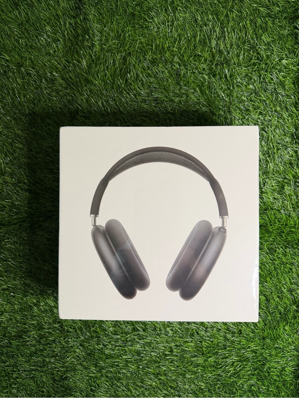 Apple Over-Ear Headphones - Space Gray